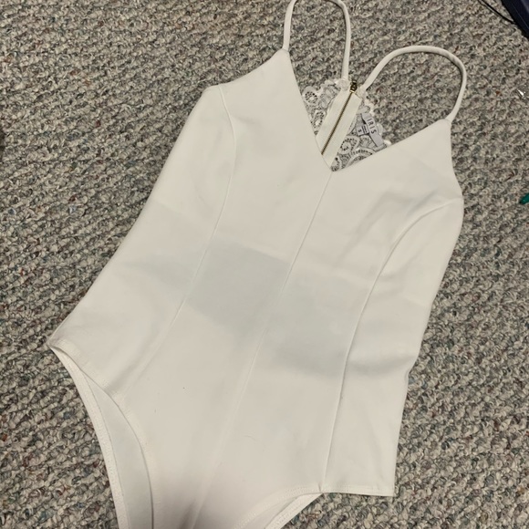 White open back lace bodysuit - Picture 1 of 3